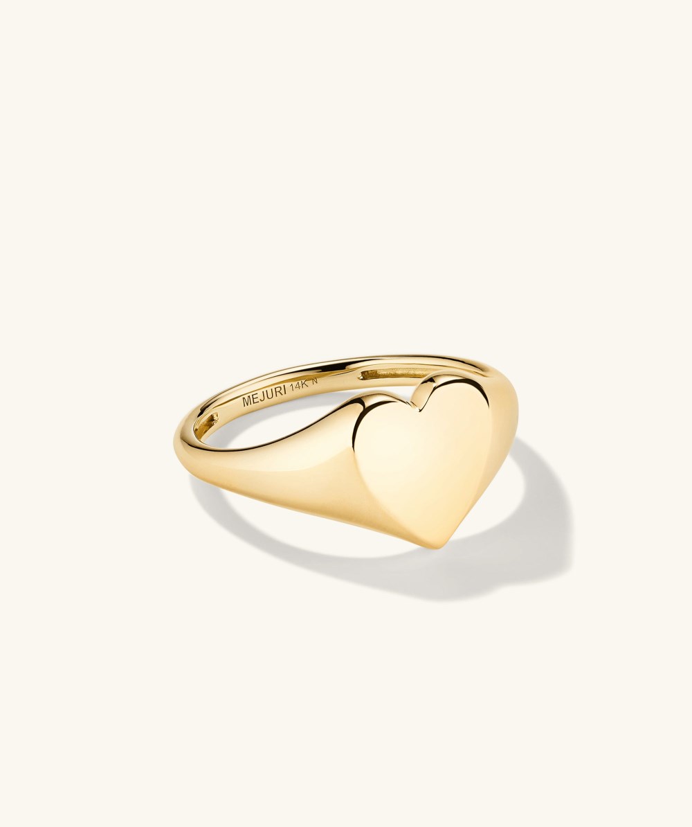 Mejuri Small Heart Signet - 14k Yellow Gold Mejuri Small Heart Signet - 14k Yellow Gold