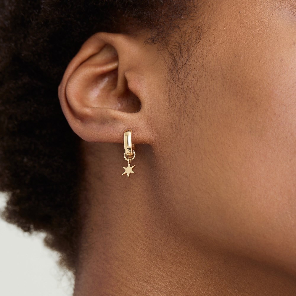 Mejuri Single Star Hoop Charm - 14k Yellow Gold