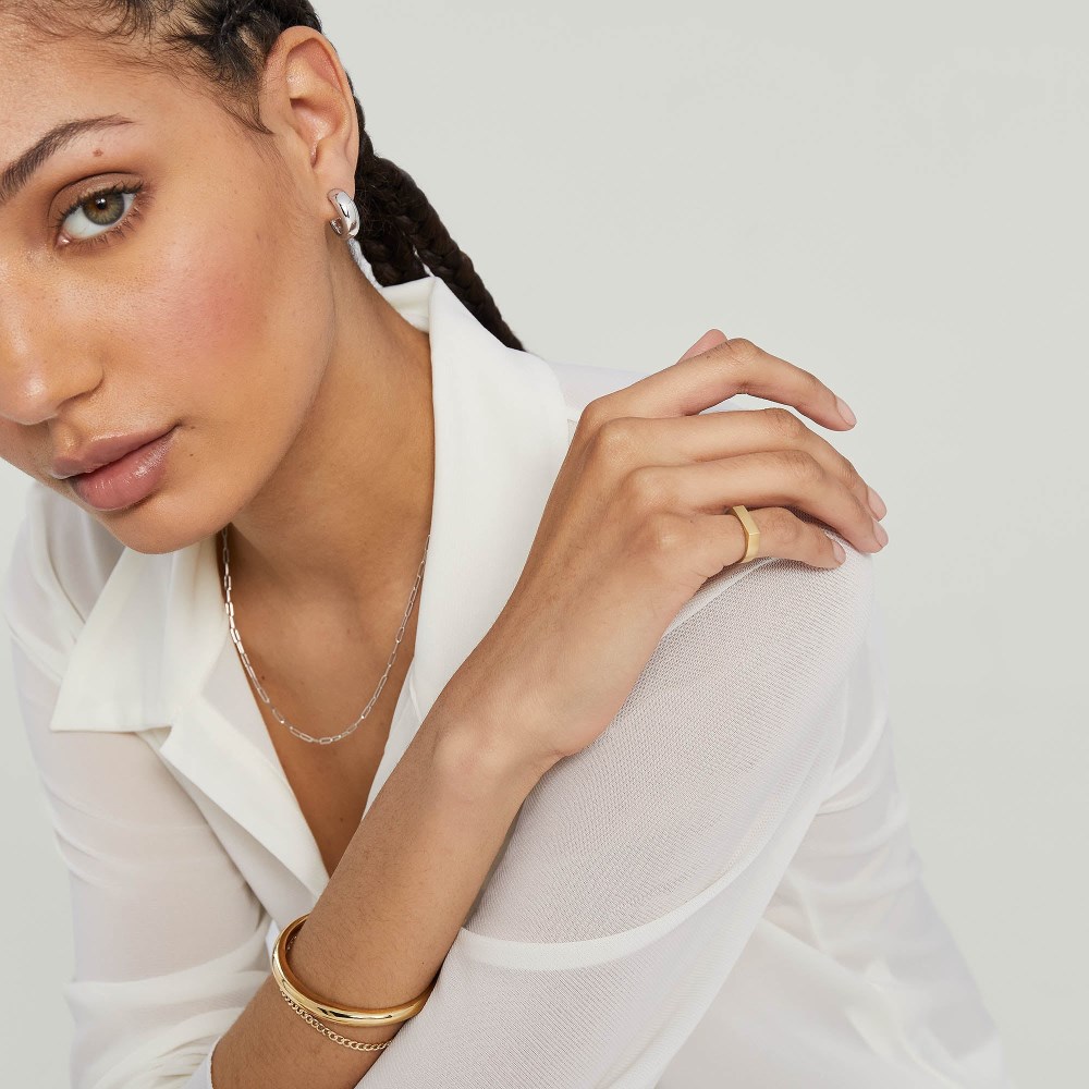 Mejuri Ultra Slim Rectangular Signet Ring - 14k Yellow Gold
