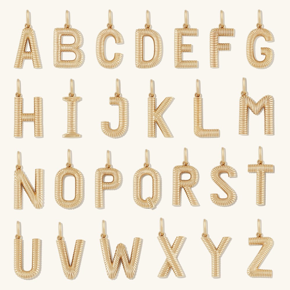 Mejuri Bold Letter Pendant Necklace - Gold Vermeil