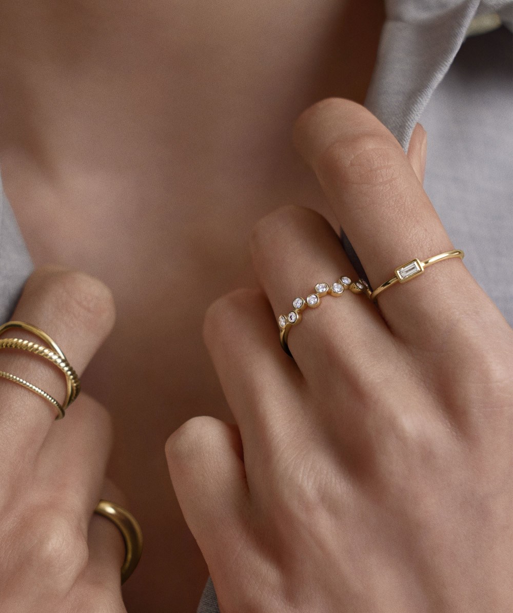 Mejuri Lab Grown Diamond Baguette Stacker Ring - 14k Yellow Gold
