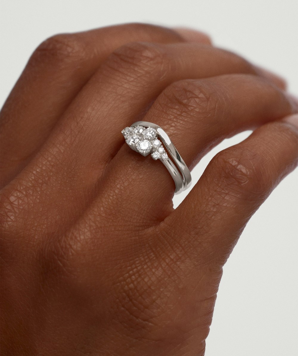 Mejuri Nesting Band - Platinum