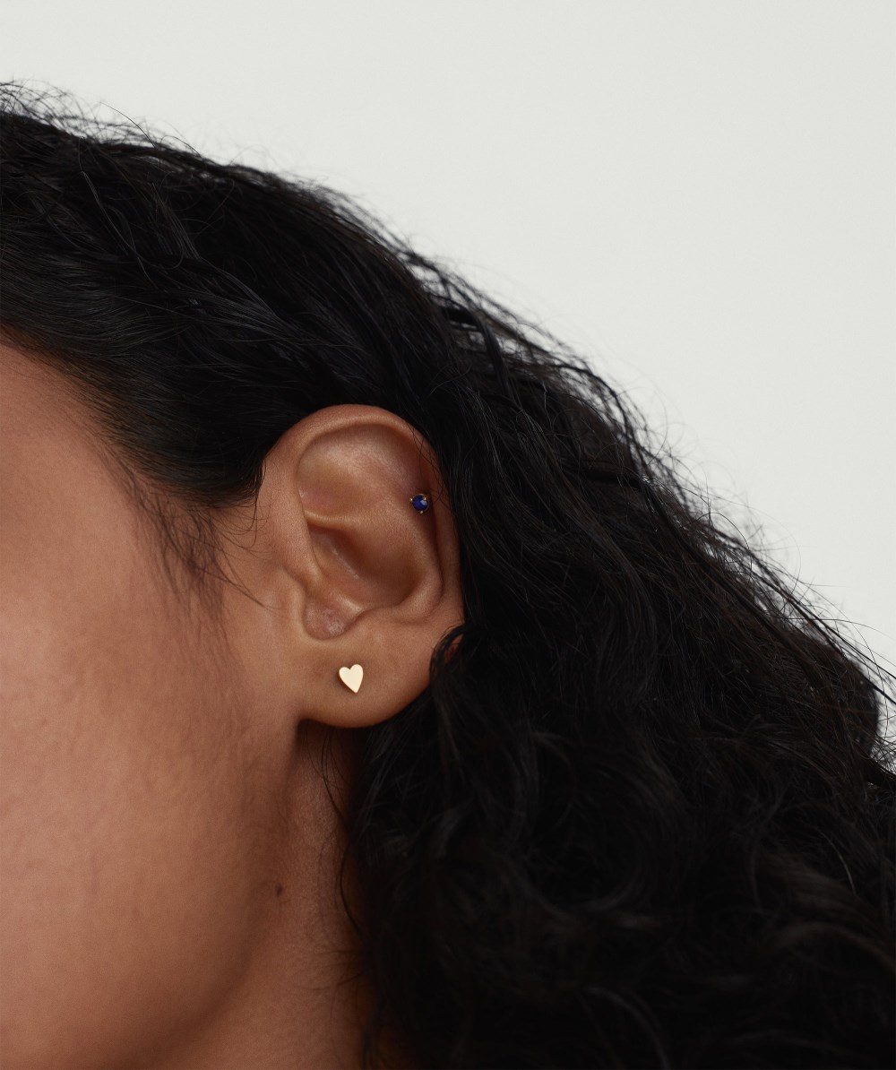 Mejuri Mini Heart Studs - 14k Yellow Gold