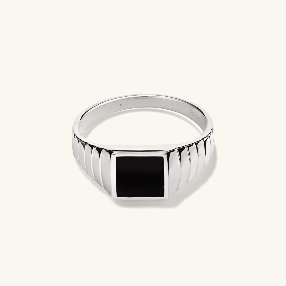 Mejuri Black Onyx Square Signet Ring - Sterling Silver